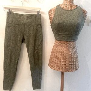 JoyLab Two-Piece Athletic Set Heather Green Size Small 🌳